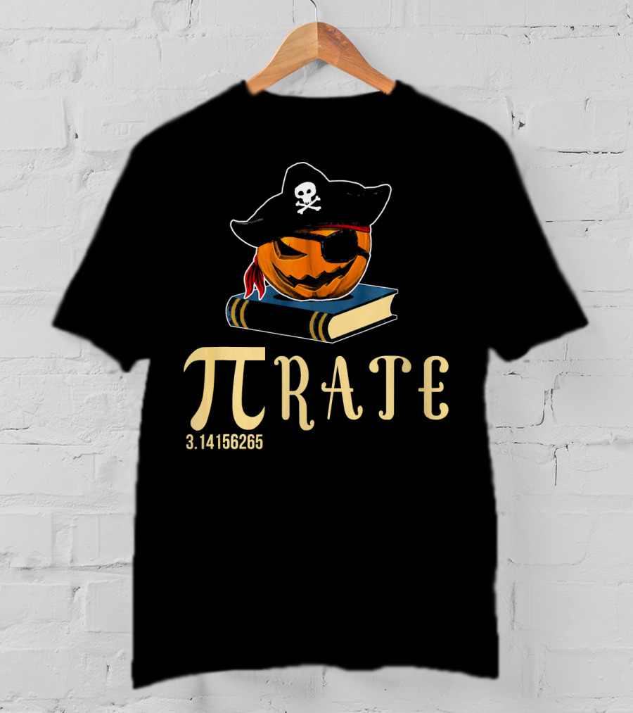 Pi Rate 3.14156265 Pirate Math Teacher Funny Pumpkin Halloween T-Shirt
