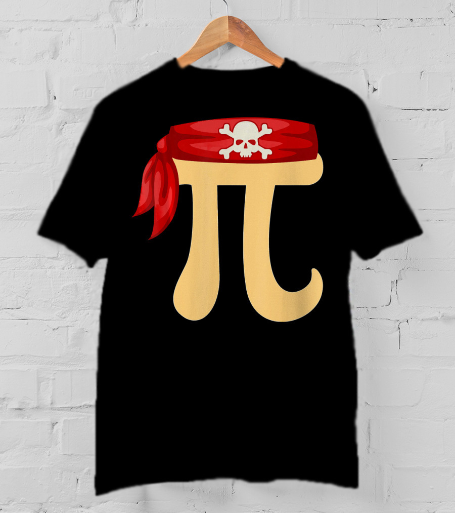 Pirate Pi Skull Crossbones Halloween Costume Math Pie T-Shirt