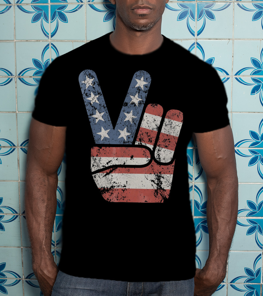 USA Big Peace Hand Sign American Flag T-Shirt