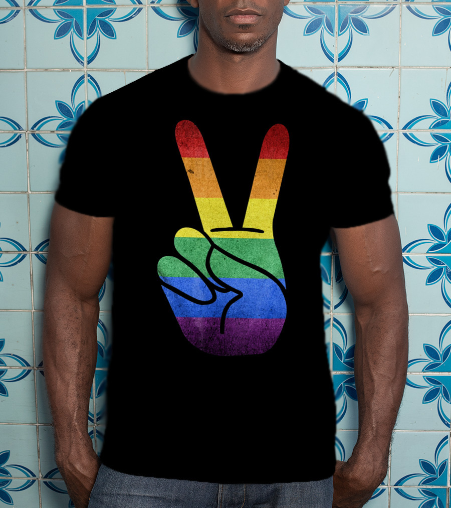 LOVE Rainbow Peace Sign Gay Pride Love T-Shirt