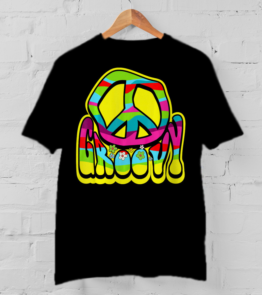 Groovy Colorful Peace Sign 60s 70s Hippie Vibes T-Shirt