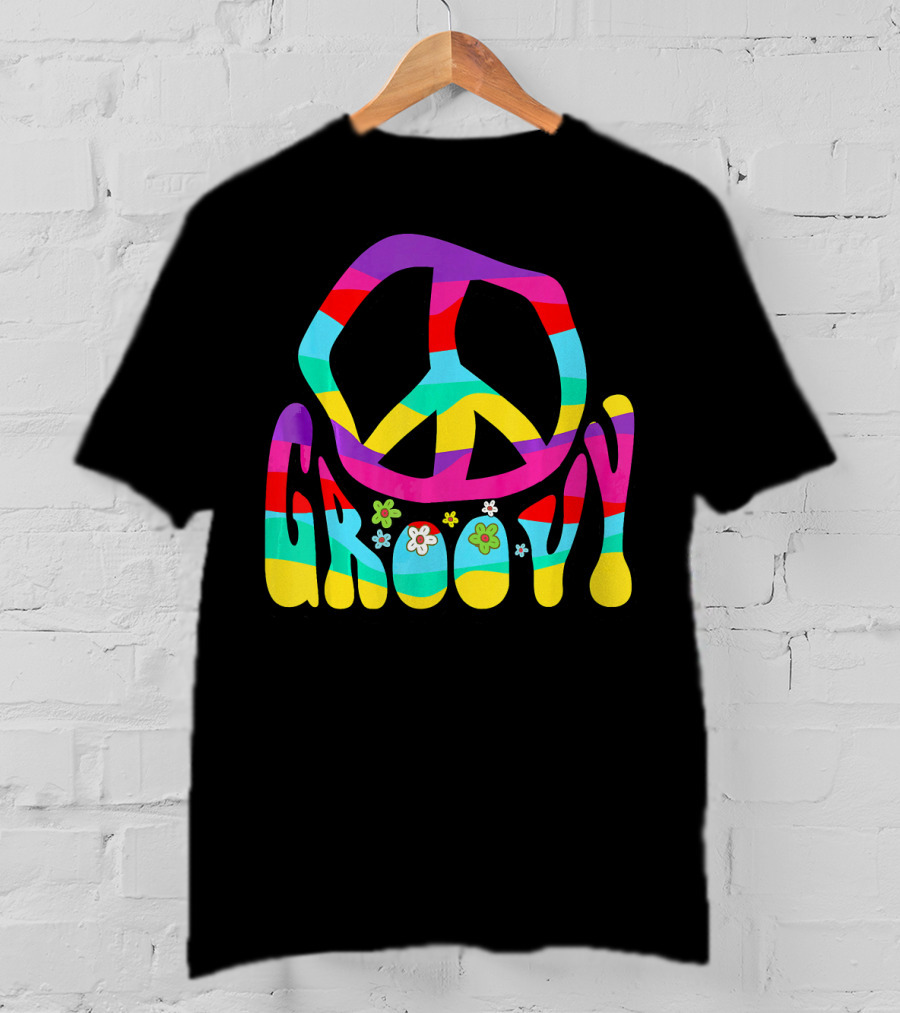 Groovy Rainbow Colorful Peace Sign Symbol With Flowers 60s 70s T-Shirt