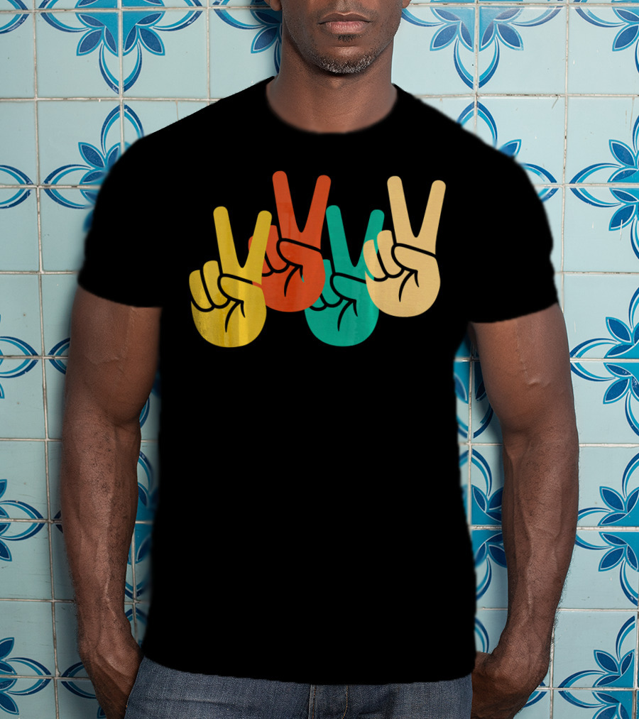 Retro Vintage Peace Love 60s 70s Colorful Peace Sign Hands T-Shirt
