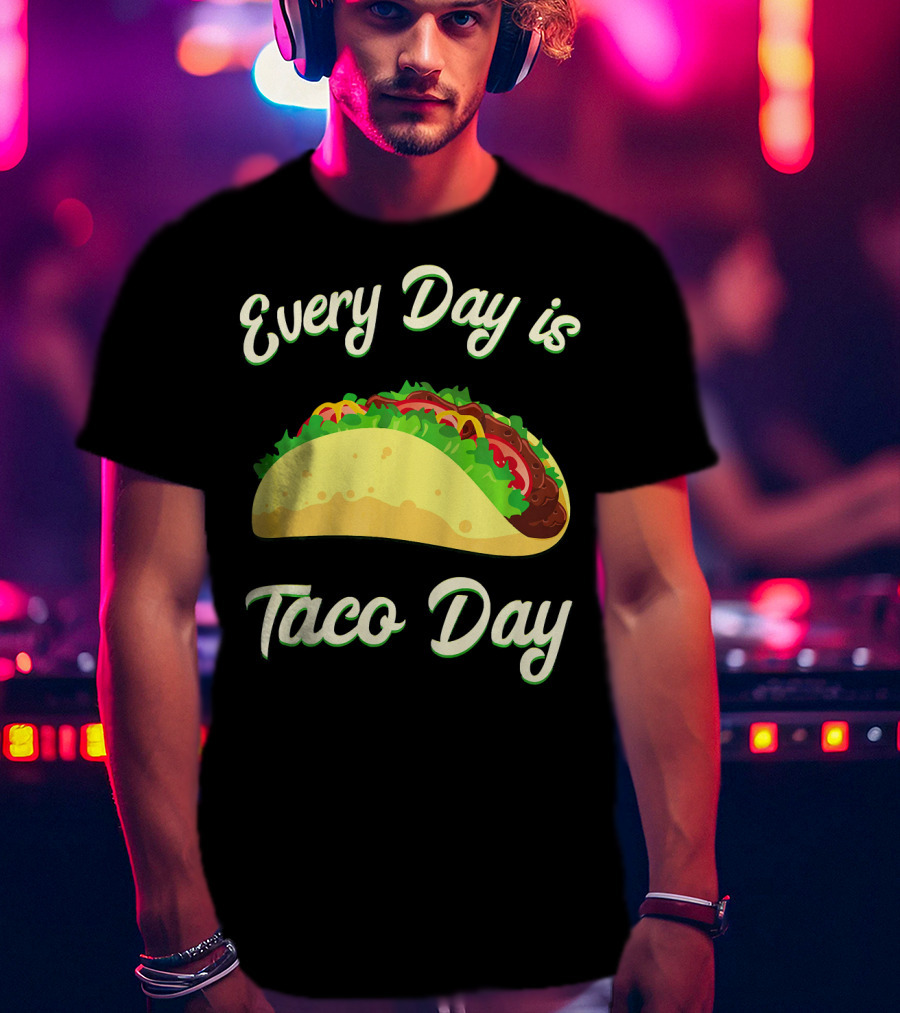 Every Day Is Taco Day Kids Plu T-Shirt