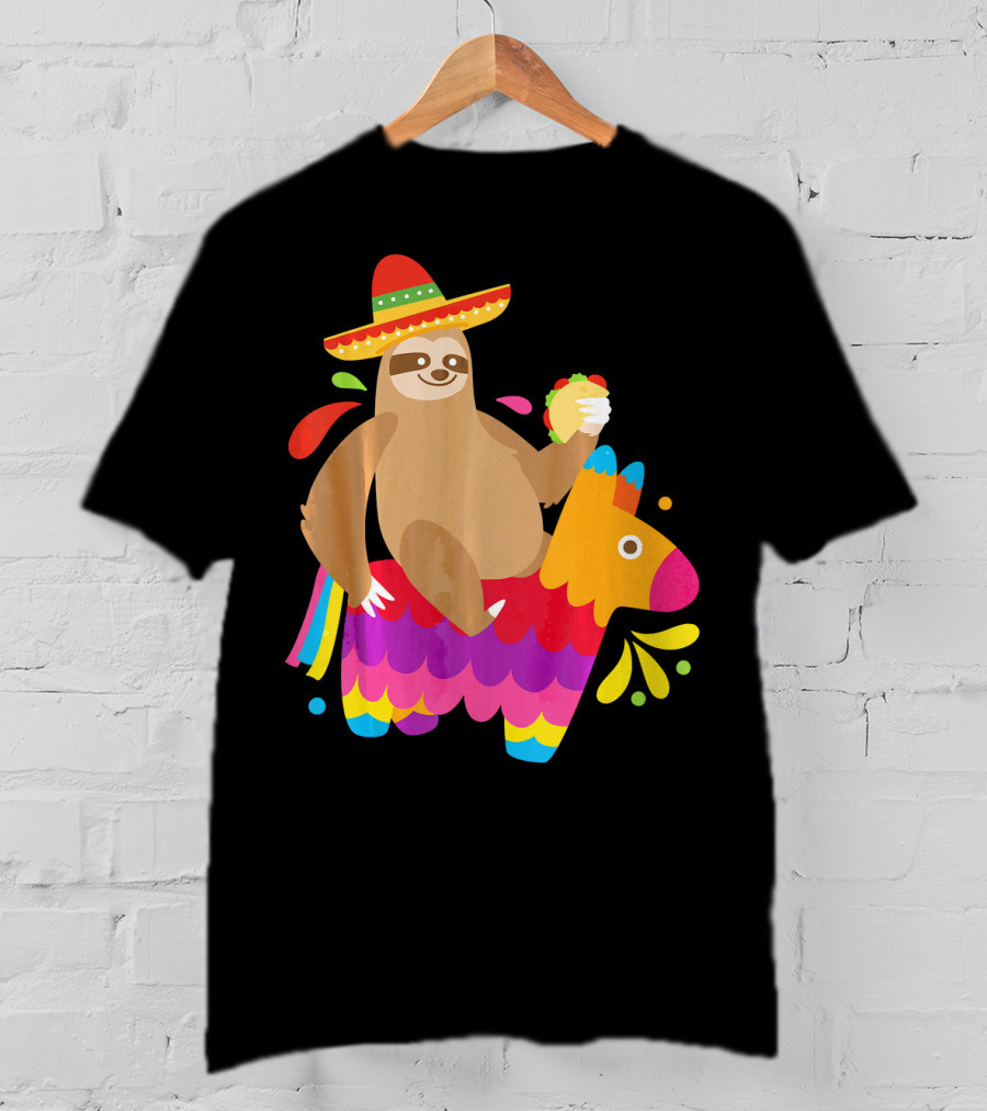 Sloth Taco Piñata Cute Mexican Fiesta Sombrero Riding Rainbow T-Shirt