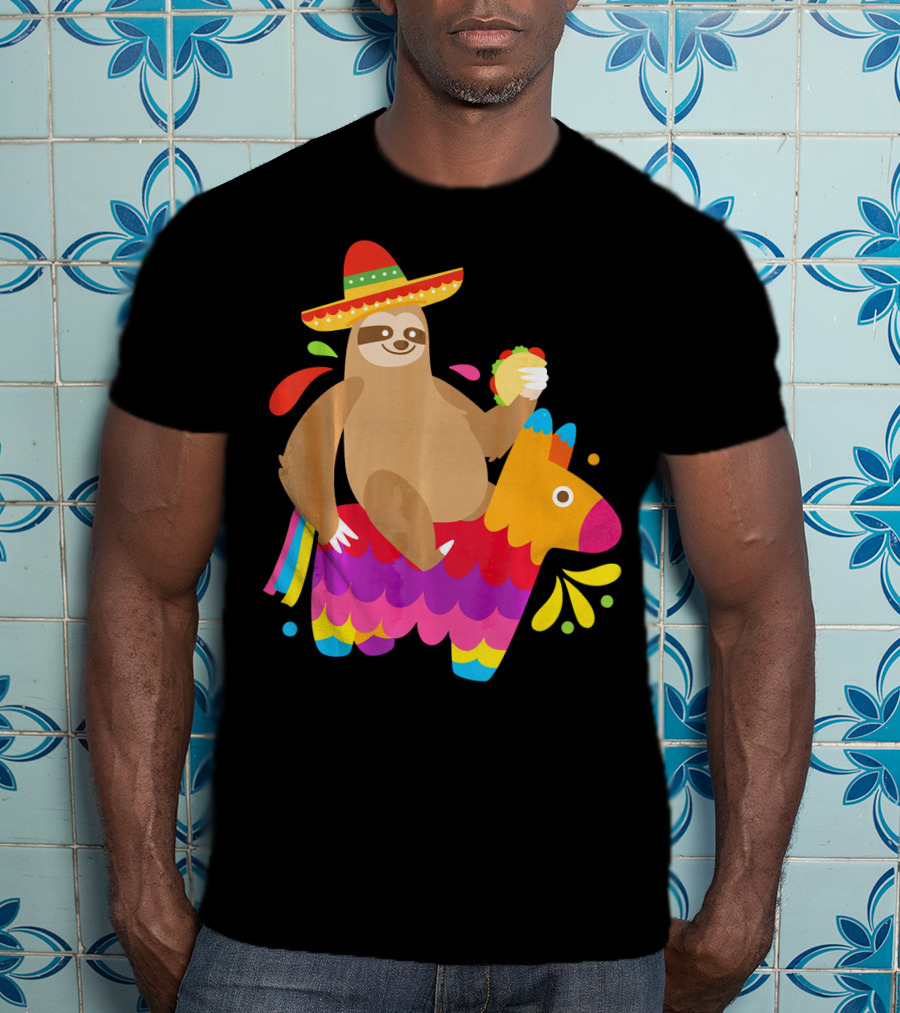 Sloth Taco Piñata Cute Mexican Fiesta Sombrero Riding Rainbow T-Shirt