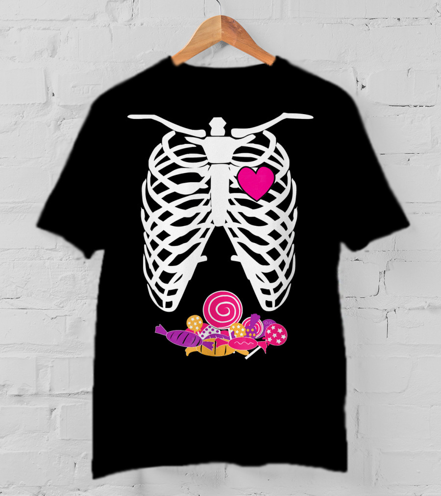 Halloween XRay Skeleton Rib Cage Heart Candy T-Shirt