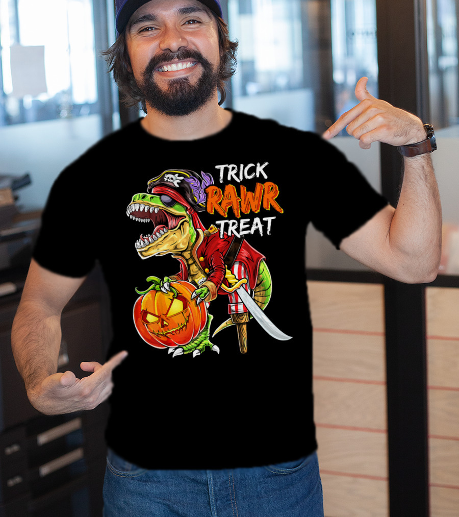 Trick Rawr Treat Pirate Dinosaur Halloween Pumpkin Jack T-Shirt
