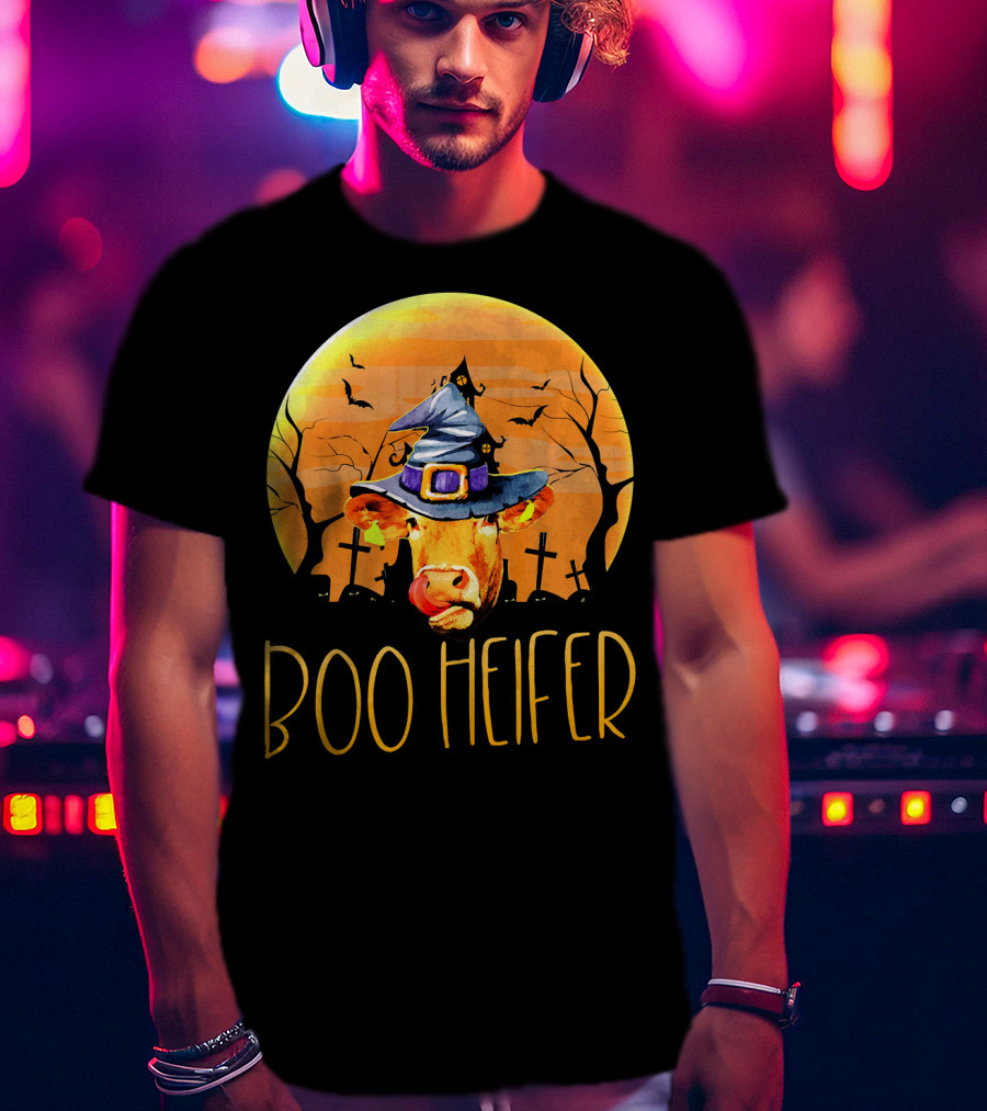Boo Heifer Halloween Cow In Witch Hat With Graveyard And Bats T-Shirt