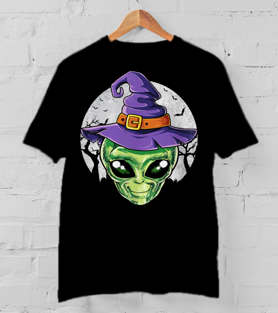 Alien Witch Hat With Moon And Bats T-Shirt