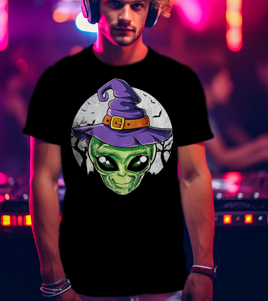 Alien Witch Hat With Moon And Bats T-Shirt