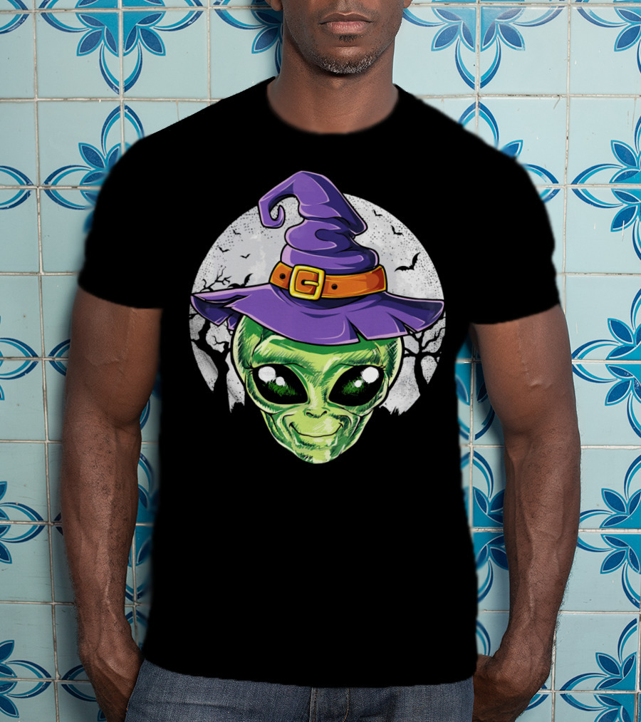 Alien Witch Hat With Moon And Bats T-Shirt