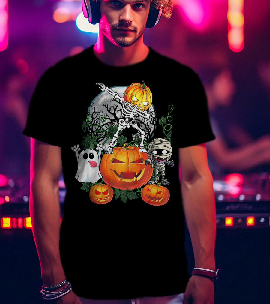 Dabbing Skeleton Pumpkin Ghost Mummy Halloween Moon Scene T-Shirt