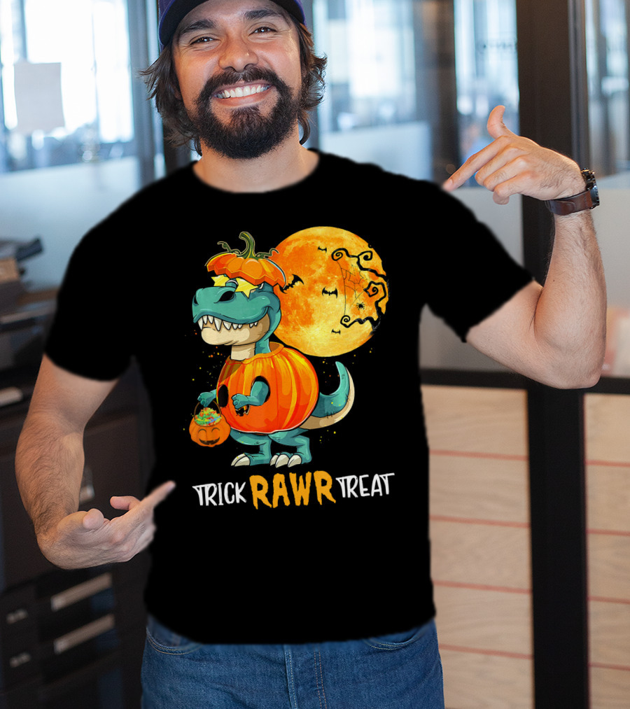 Trick RAWR Treat Rex Dinosaur Halloween Pumpkin Moon T-Shirt