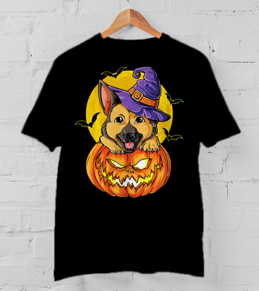 German Shepherd Pumpkin With Witch Hat And Bats T-Shirt