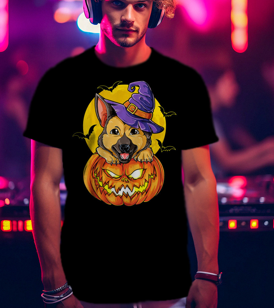 German Shepherd Pumpkin With Witch Hat And Bats T-Shirt