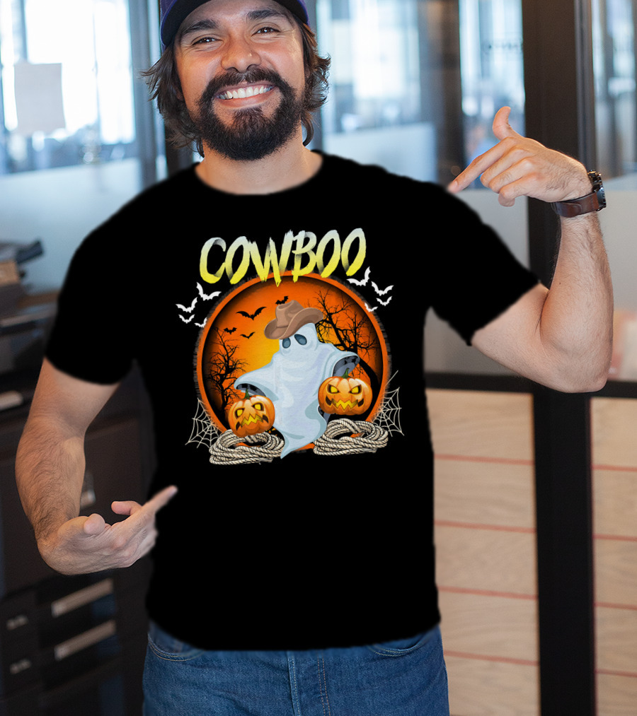 Cowboo Halloween Ghost In Cowboy Hat With Pumpkins And Bats T-Shirt
