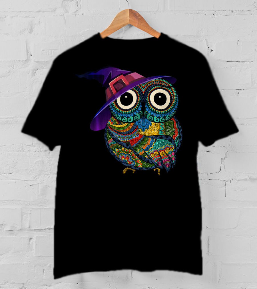 Colorful Owl With Witch Hat In Halloween Costume Fun T-Shirt