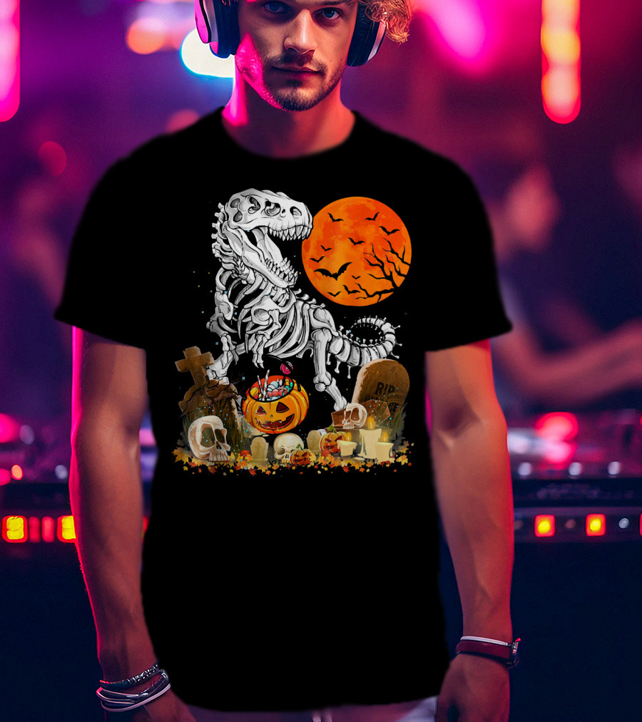 Halloween Dinosaur Rex Skeleton With Pumpkin And Full Moon T-Shirt