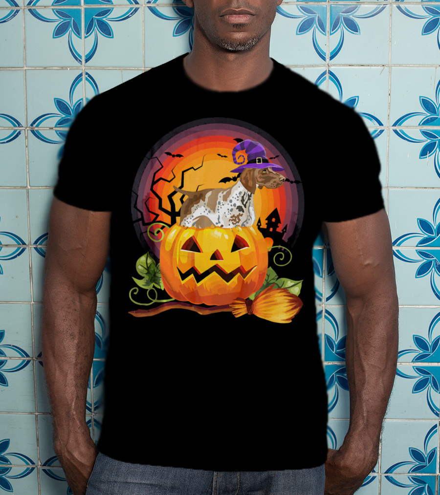 German Shorthaired Pointer Halloween Pumpkin Witch Hat Broomstick T-Shirt