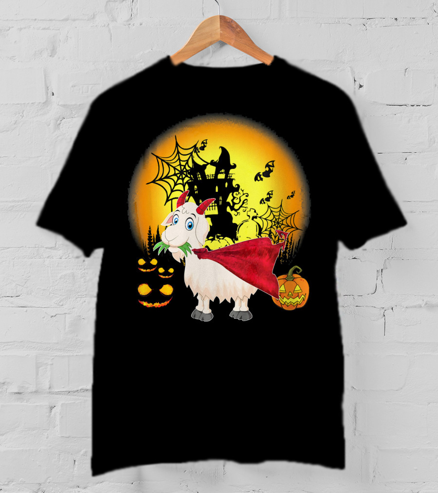 Funny Goat Halloween Cape Haunted House Pumpkins Spooky Night T-Shirt