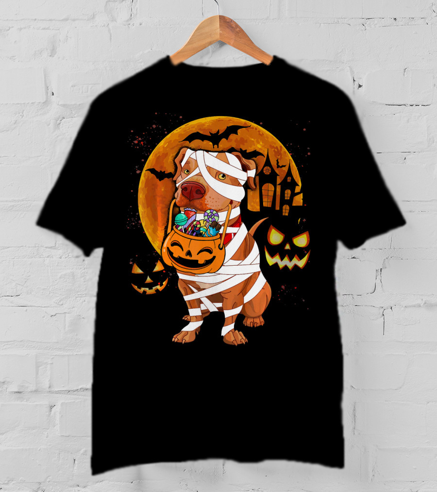 Funny Halloween Mummy Pitbull Boo Dog With Pumpkin Candy And Scary Moon T-Shirt