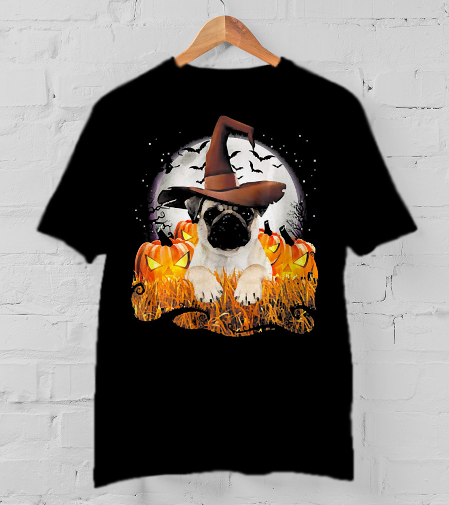 Funny Pug Halloween Witch Hat Pumpkins Moon Bats T-Shirt