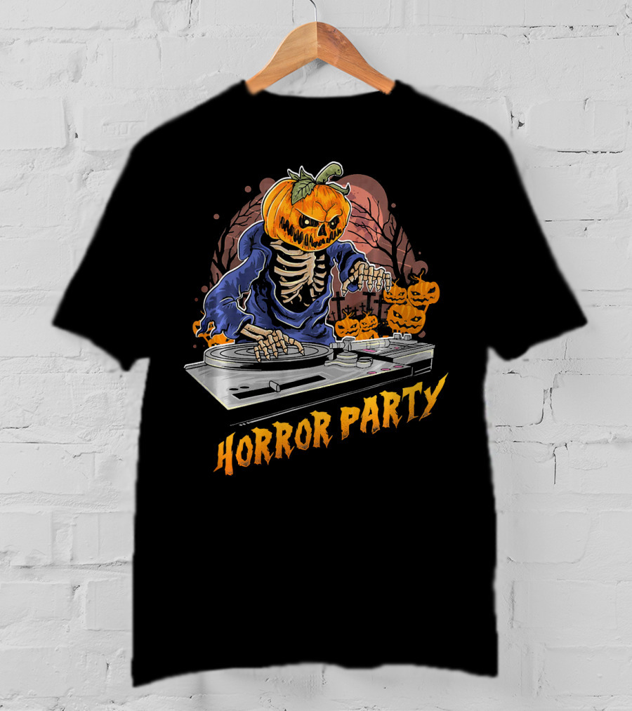 Horror Party Skeleton Pumpkin Head DJ Turntable Halloween Vibes T-Shirt