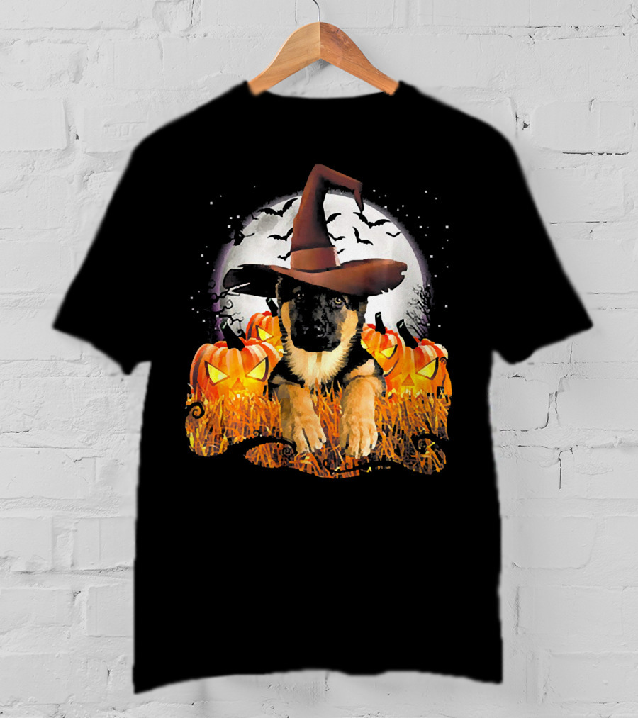 German Shepherd Witch Hat Pumpkins Halloween Moon Bats T-Shirt