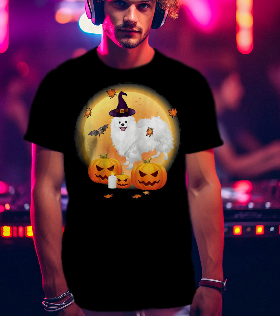 Halloween American Eskimo Dog With Pumpkins And Witch Hat T-Shirt