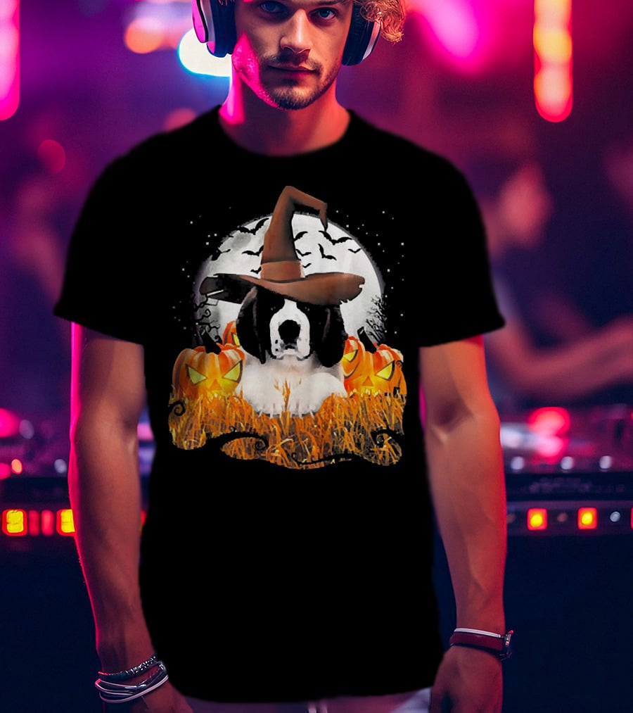 Cute Saint Bernard Dog Witch With Pumpkins And Full Moon T-Shirt