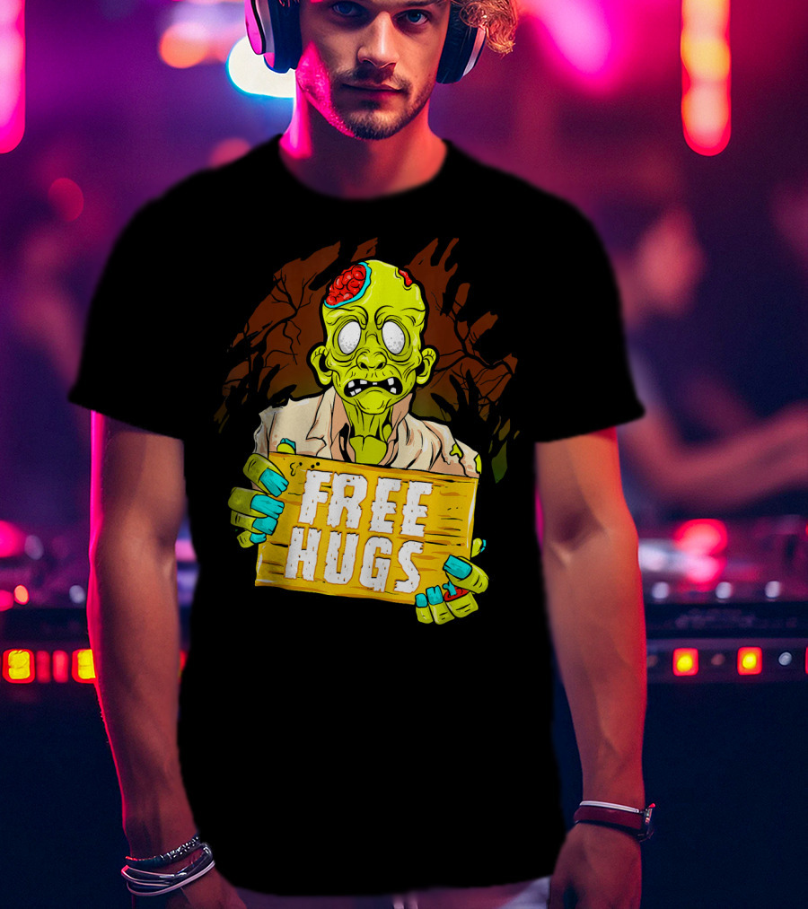 Free Hugs Creepy Zombie Funny Mens Halloween Horror T-Shirt