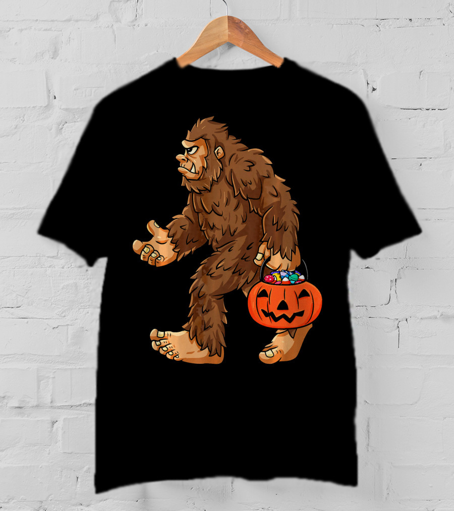 Bigfoot Carrying Jack O Lantern Halloween Candy T-Shirt