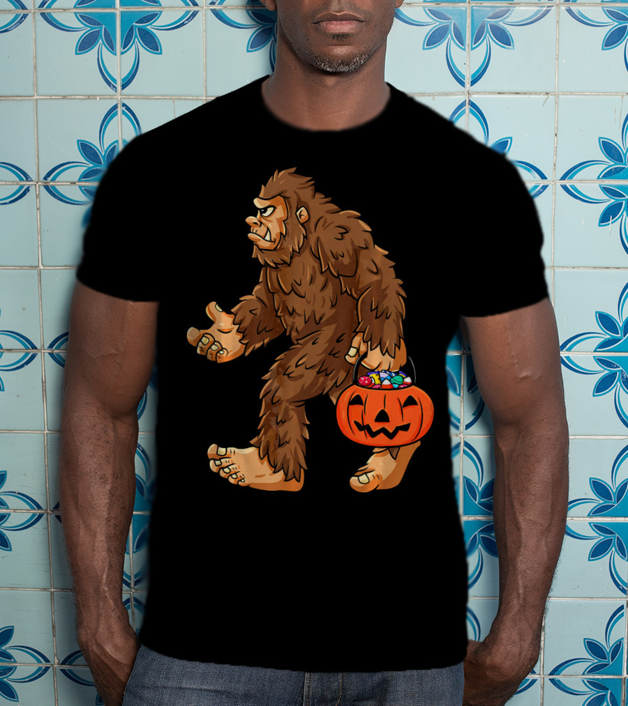 Bigfoot Carrying Jack O Lantern Halloween Candy T-Shirt