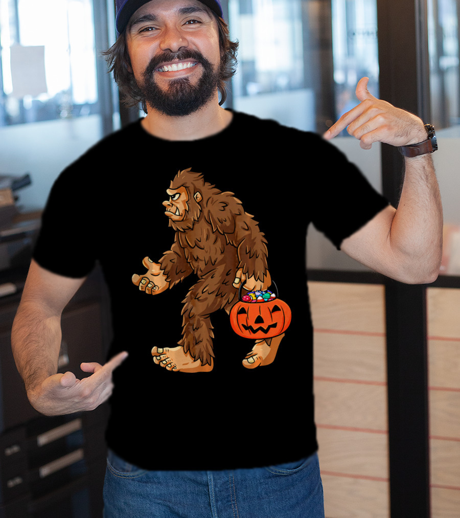 Bigfoot Carrying Jack O Lantern Halloween Candy T-Shirt