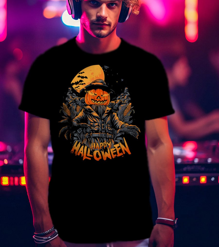 Happy Halloween Pumpkin Horror Moonlit Scarecrow Cornfield T-Shirt
