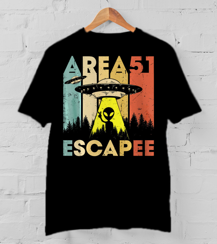 Area 51 Escapee UFO Alien Vintage Halloween Costume T-Shirt