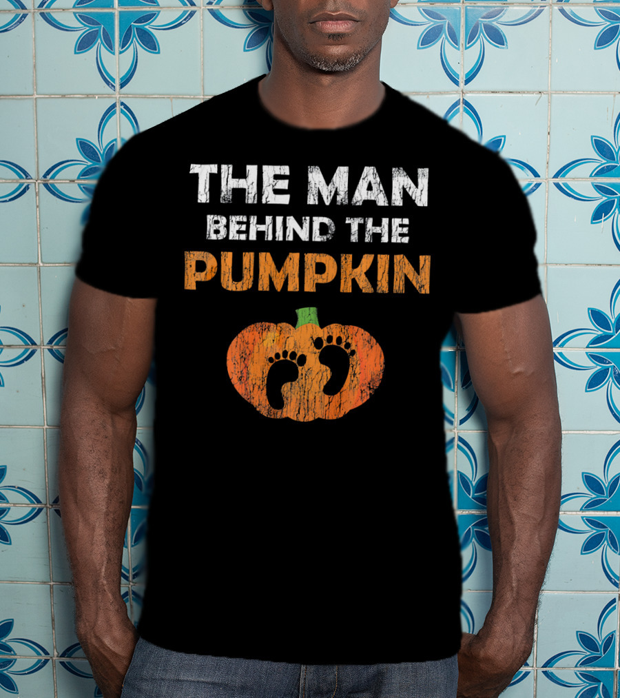 The Man Behind The Pumpkin Halloween Pregnancy Expect T-Shirt