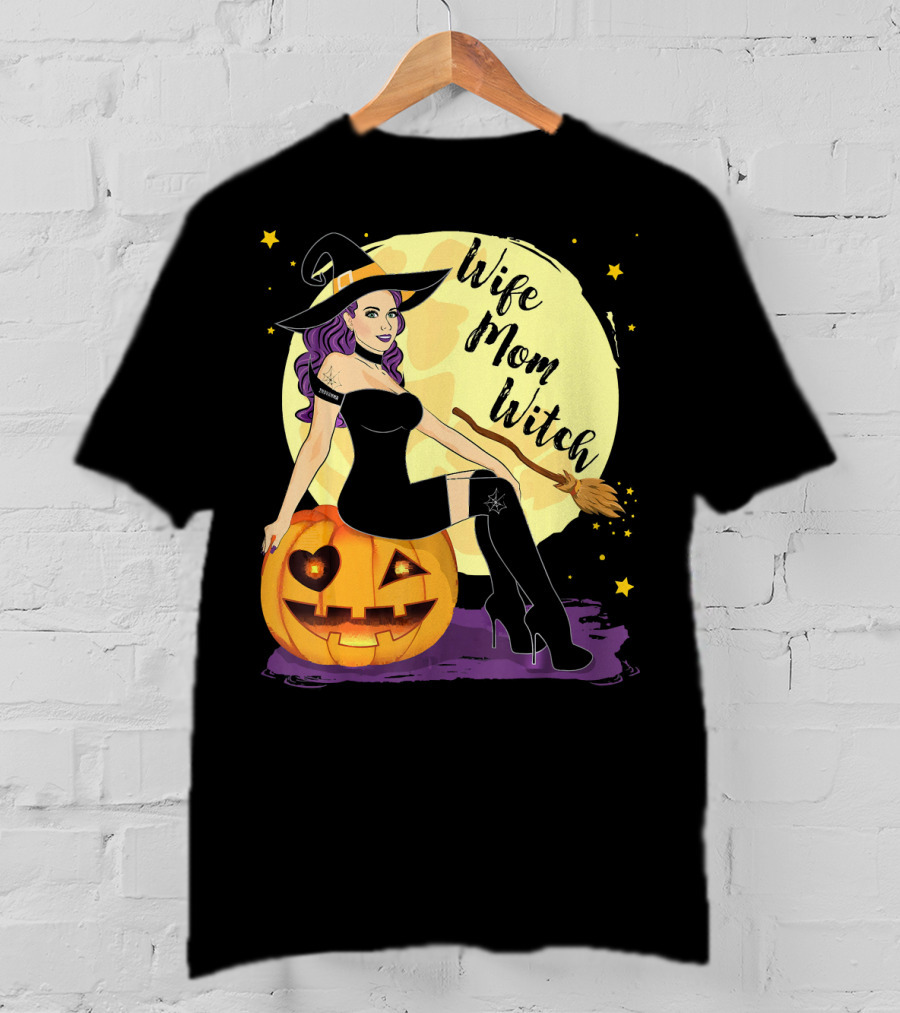 Wife Mom Witch Halloween Women Bro Pumpkin Moon Broomstick T-Shirt