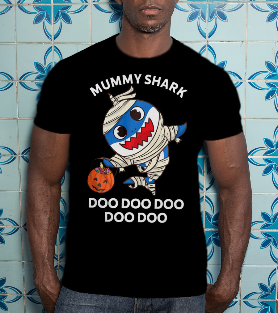 Mummy Shark Doo Doo Doo Doo Halloween Pumpkin T-Shirt