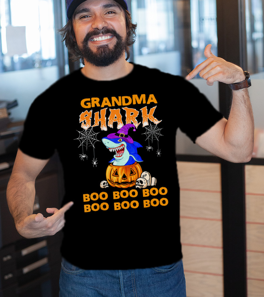 Grandma Shark Halloween Boo Boo Pumpkin Spider Webs T-Shirt
