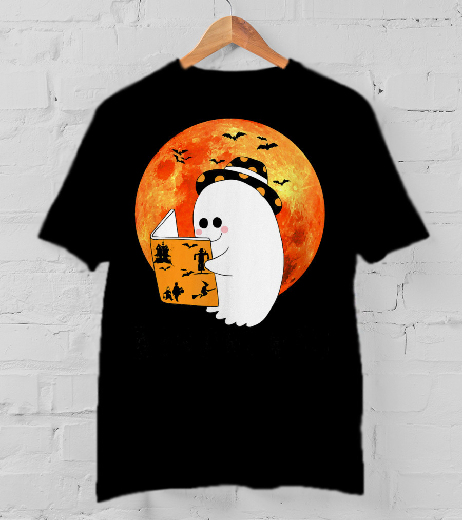 Halloween Ghost Reading Boo Books With Orange Moon And Bats T-Shirt