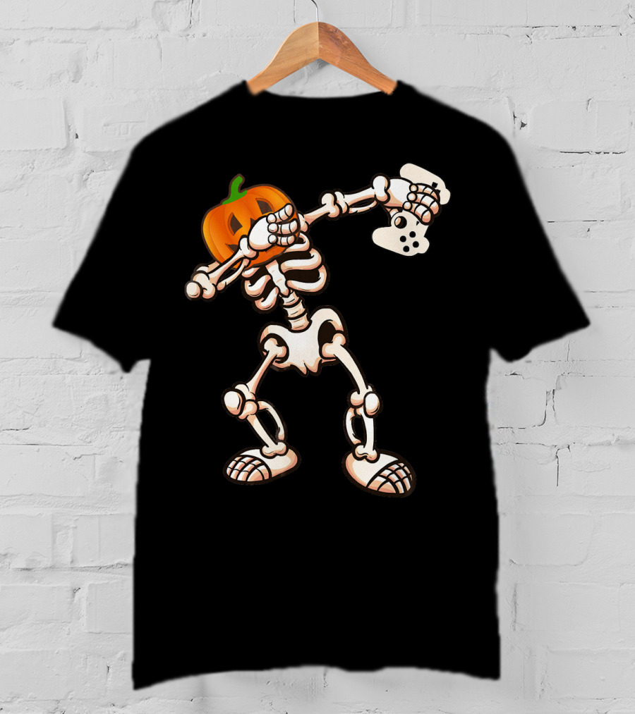 Halloween Dabbing Skeleton Pumpkin Head Video Game Controller T-Shirt
