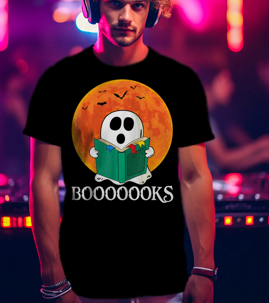 Funny Halloween Booooks Cute Ghost Reading With Full Moon And Bats T-Shirt
