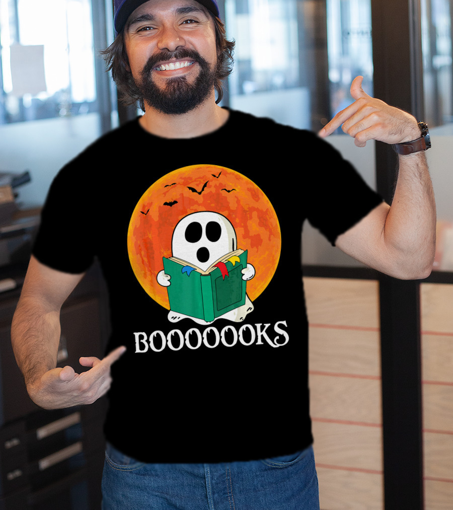 Funny Halloween Booooks Cute Ghost Reading With Full Moon And Bats T-Shirt