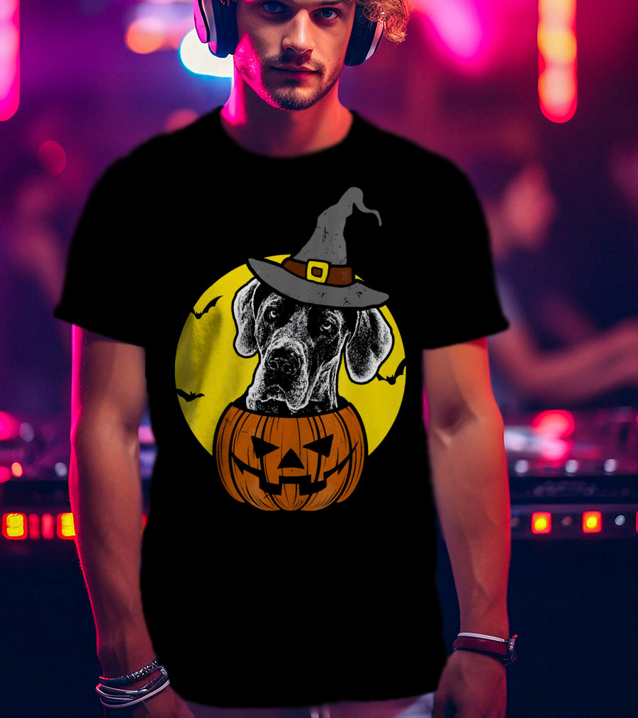 Great Dane Pumpkin Witch Halloween Scary T-Shirt