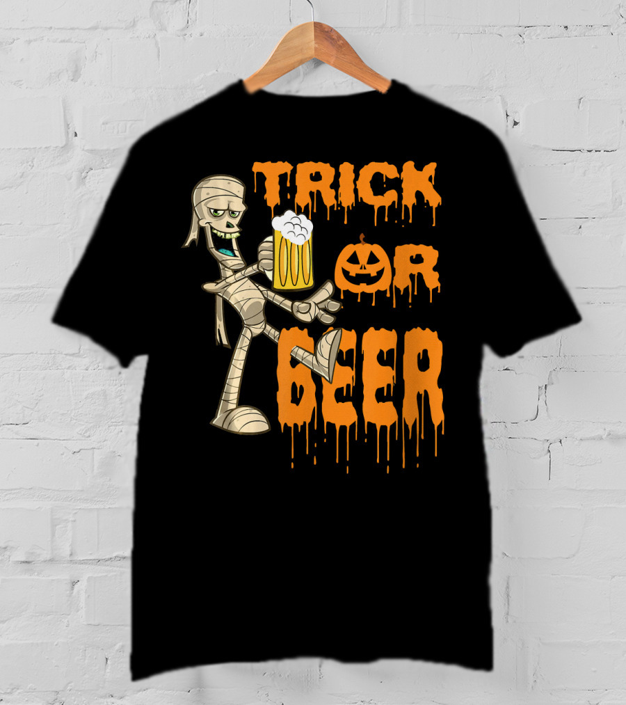 Trick Or Beer Mummy With Pumpkin And Mug T-Shirt