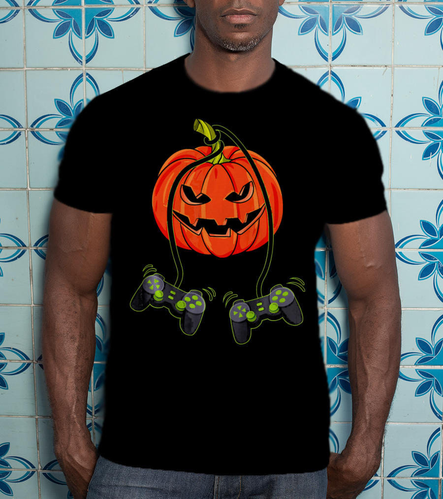 Jack O Lantern With Dual Video Game Controllers T-Shirt