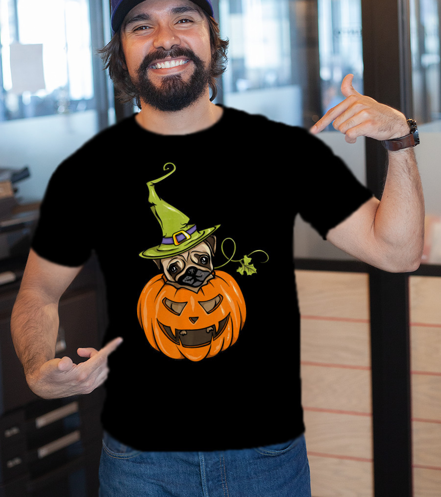 Pumpkin Pug Witch Halloween Costume Women T-Shirt