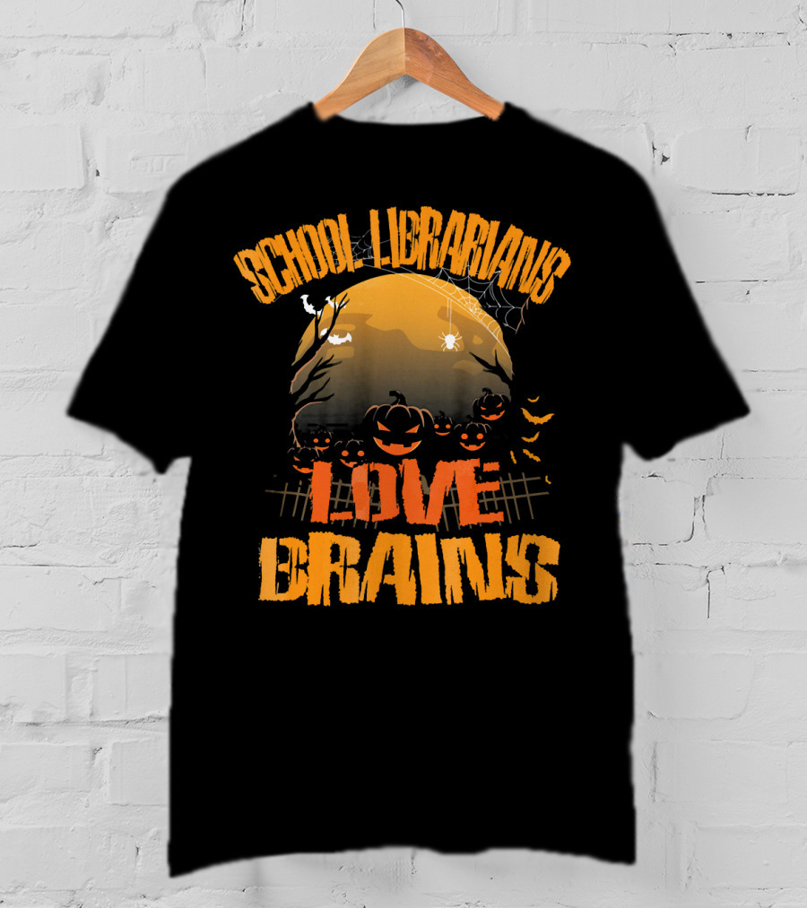 School Librarians Love Brains Halloween Pumpkins Spider Web Moon T-Shirt